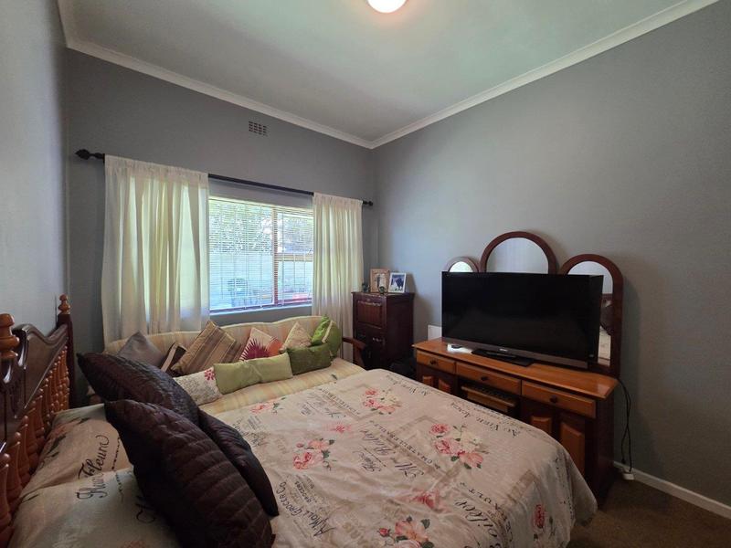 4 Bedroom Property for Sale in Rouxville Western Cape
